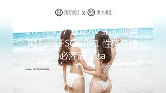 【新片速遞 】  【最强母子❤️ 乱伦】披风少年爱老妈✨ 从客厅干到床上老妈高潮3次 把老妈操哭了满脸通红抽搐 离不开儿子的肉棒了