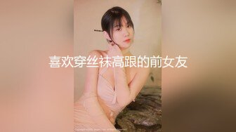 盗站流出海边浴场女厕针孔摄像头偷拍女泳客换泳衣多1角度偷拍黑泳衣美眉换卫生巾