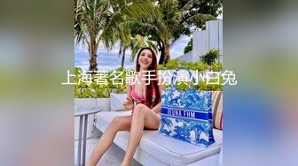 黑丝大长腿，极品美少妇，道具自慰岔开腿弄完这个蝴蝶逼