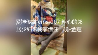 极品尤物！F罩杯网红女神！巨乳肥臀炮友操逼，按着脑袋深喉插嘴，振动棒捅骚逼，后入大肥臀奶子直晃